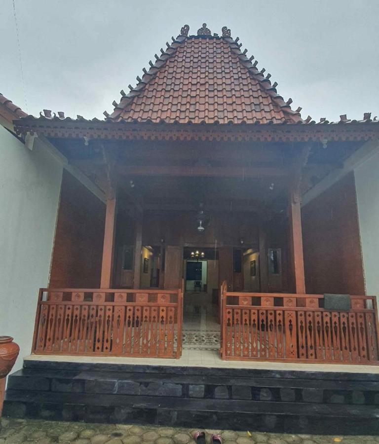 Hotel Joglo 21A Yogyakarta Esterno foto